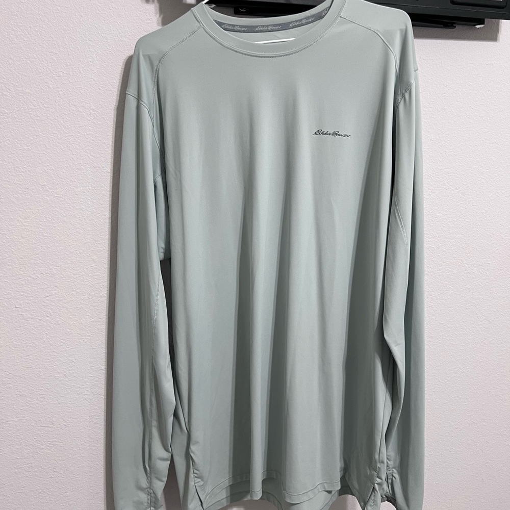 Eddie Bauer Green Long Sleeve Tee Crew Neck (NWOT)